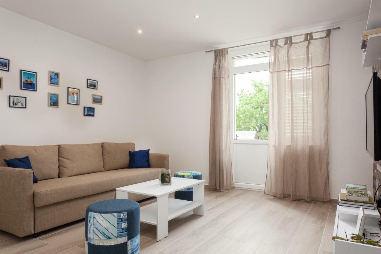 Apartman Bura Senj  Buitenkant foto