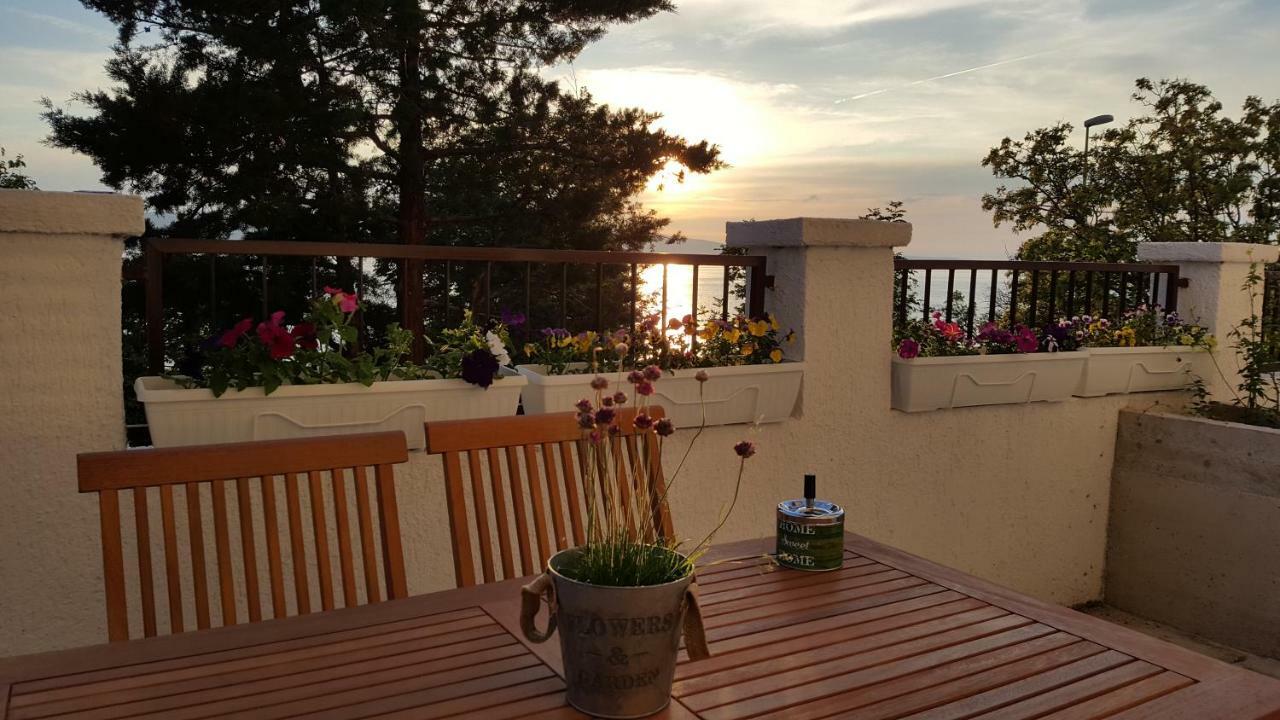 Apartman Bura Senj  Buitenkant foto